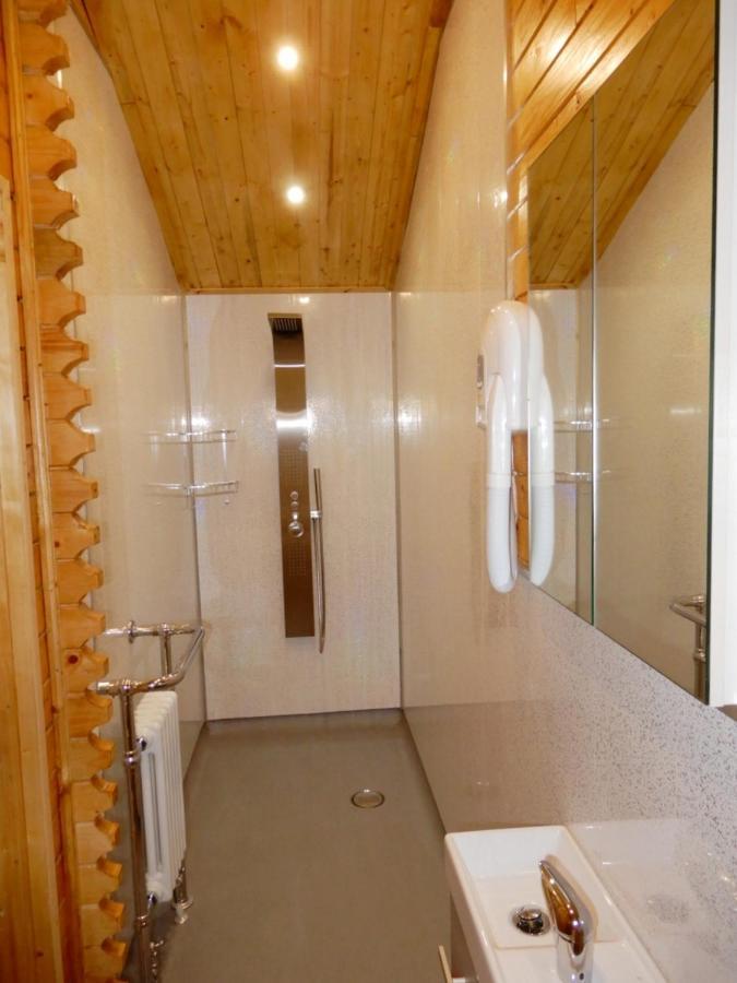Balmoral Studio Lodge Ellesmere Eksteriør billede